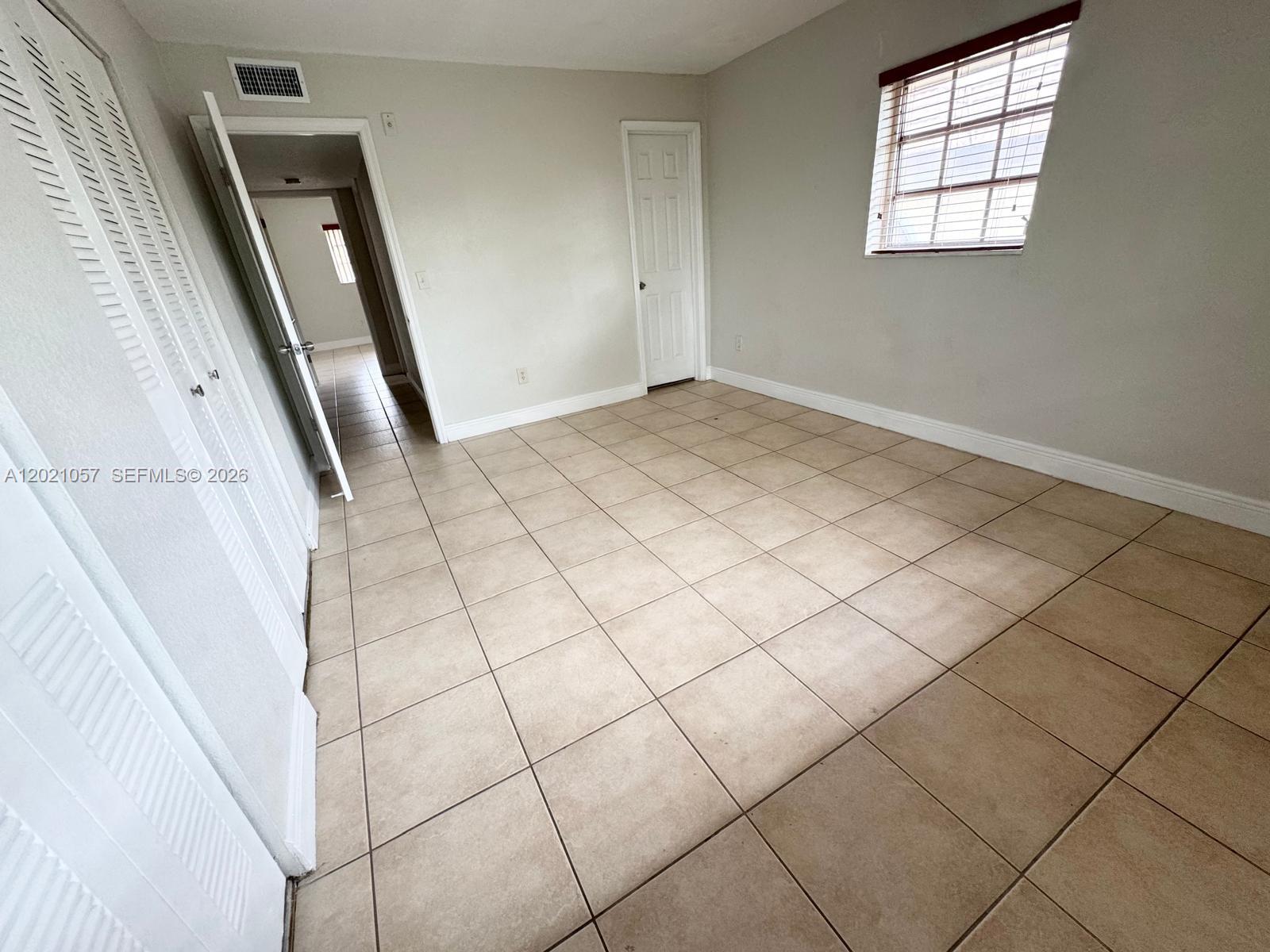 COURTYARDS AT KENDALL CON - Residential