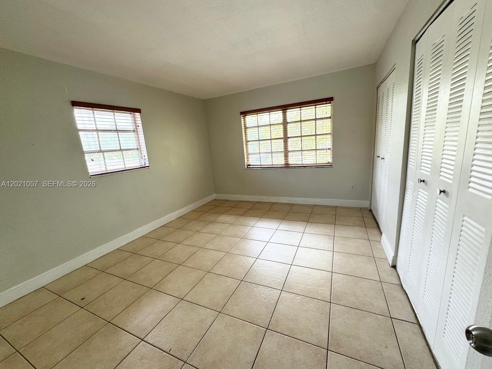 COURTYARDS AT KENDALL CON - Residential