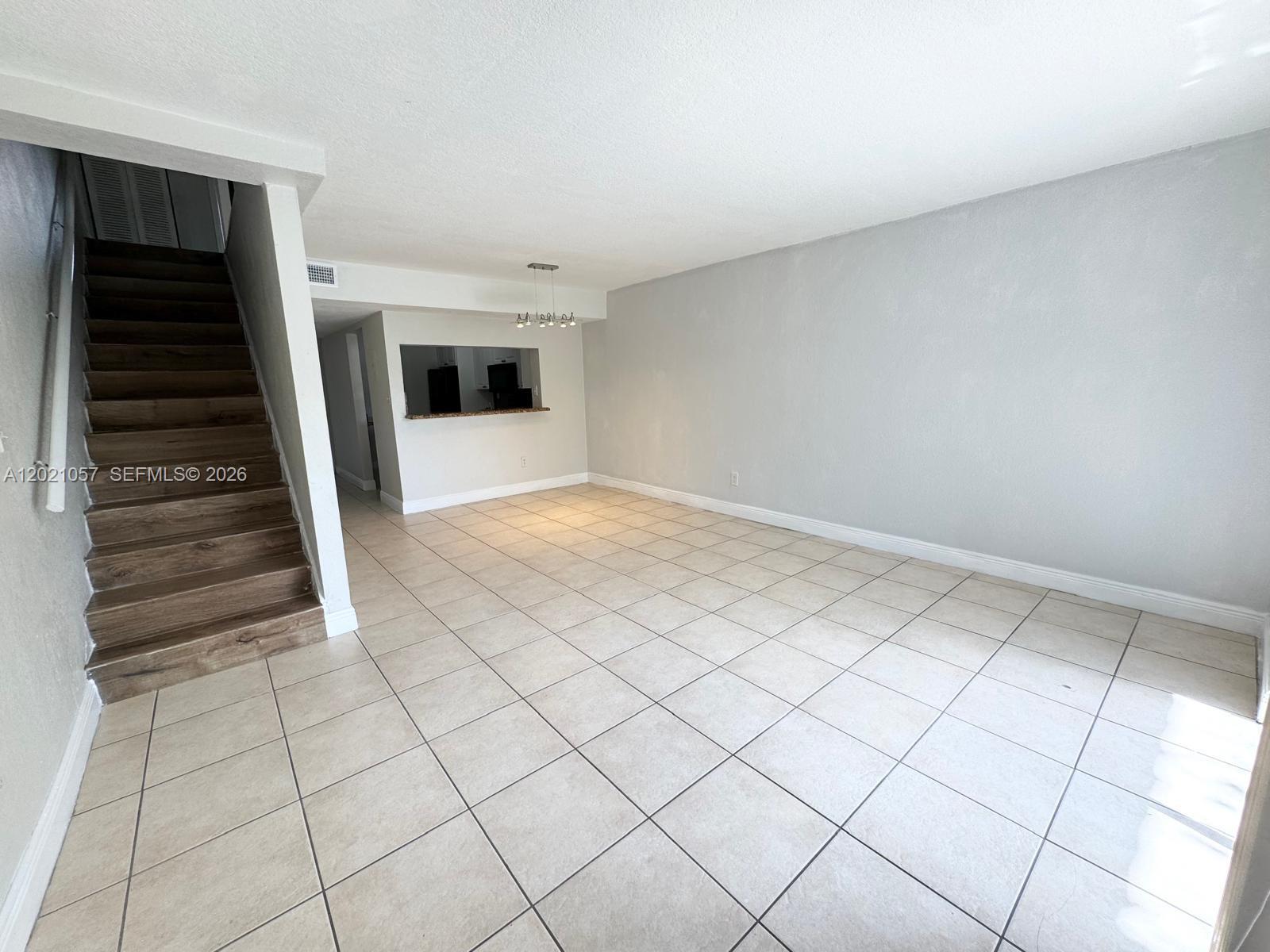 COURTYARDS AT KENDALL CON - Residential