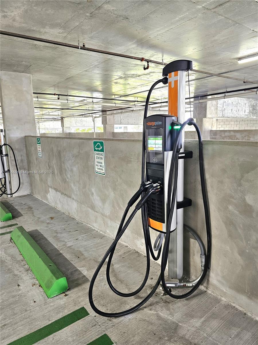 Pixl - Residential Lease