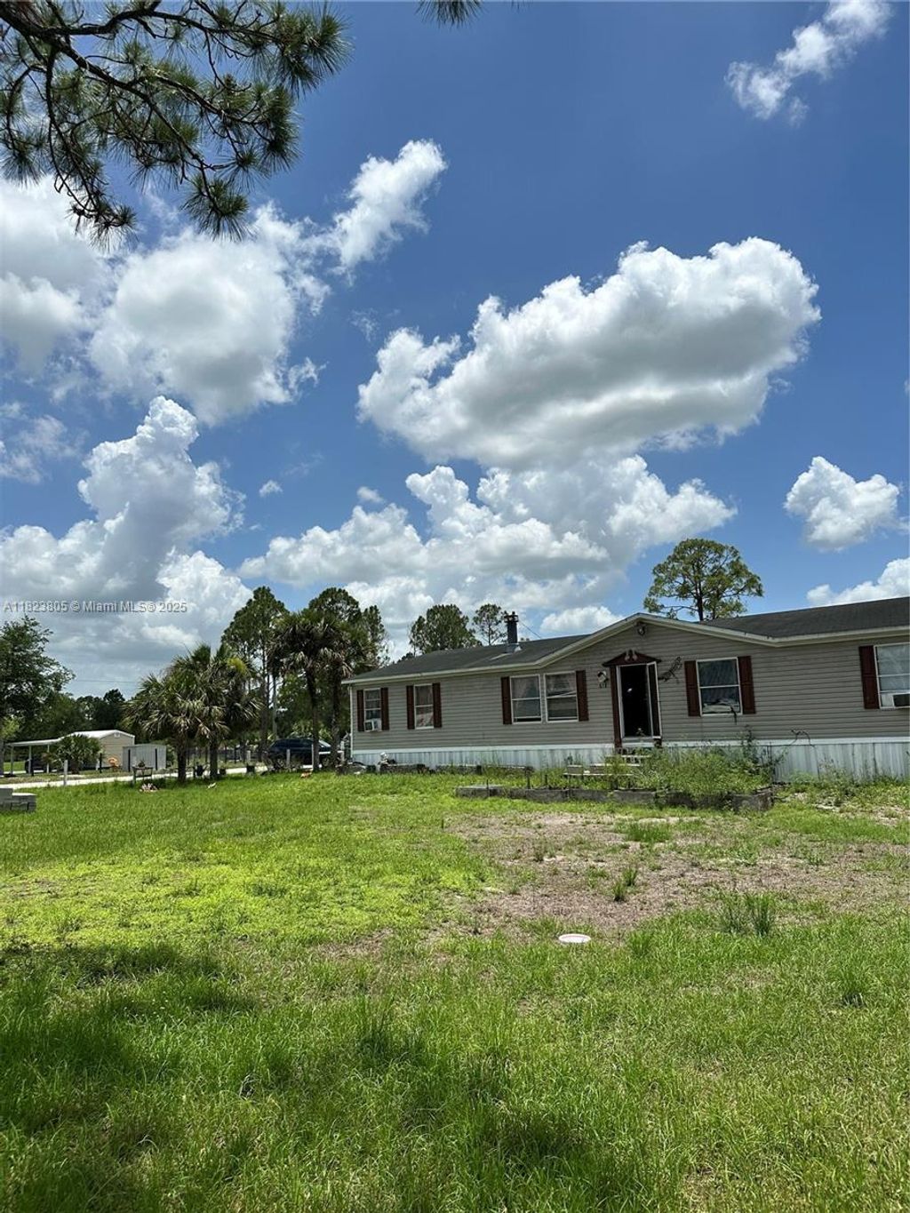 Photo of 618 Hunting Club, Clewiston, FL 33440 (MLS # A11823805)