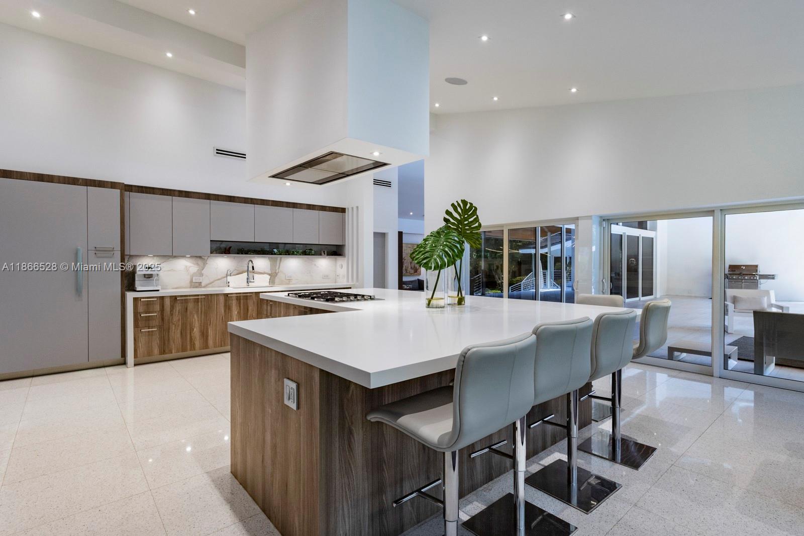 PINE BAY ESTATES SEC 1 - Residential