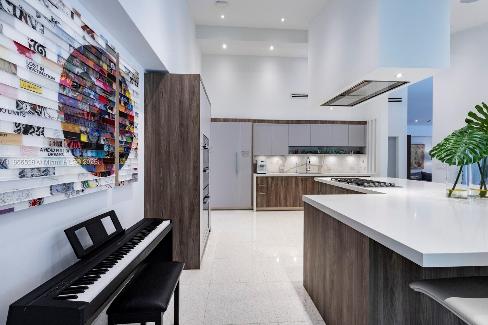 PINE BAY ESTATES SEC 1 - Residential