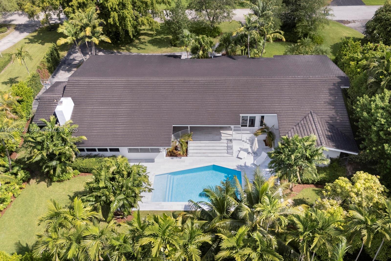 PINE BAY ESTATES SEC 1 - Residential