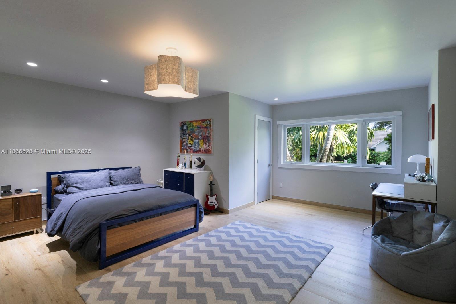 PINE BAY ESTATES SEC 1 - Residential