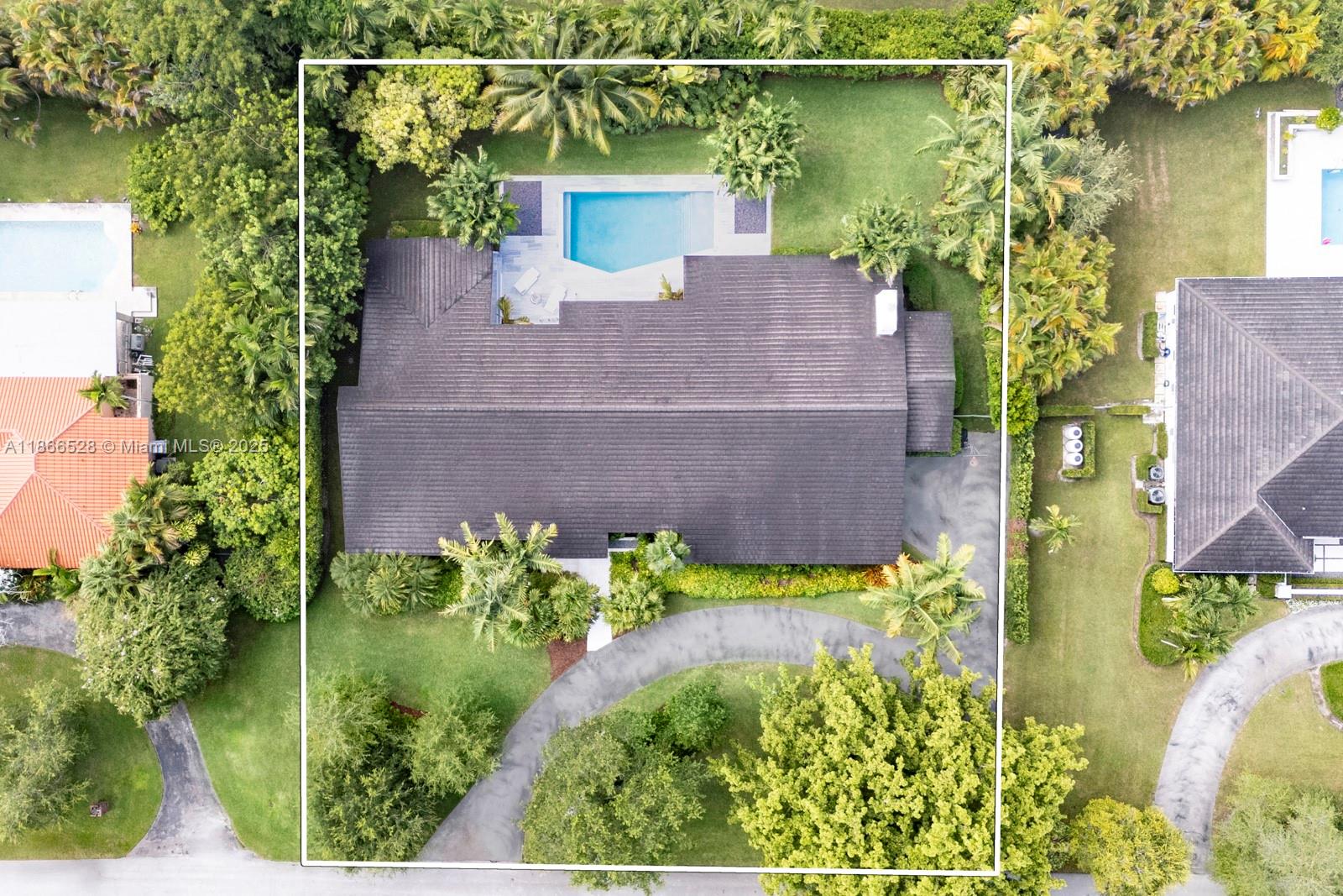 PINE BAY ESTATES SEC 1 - Residential