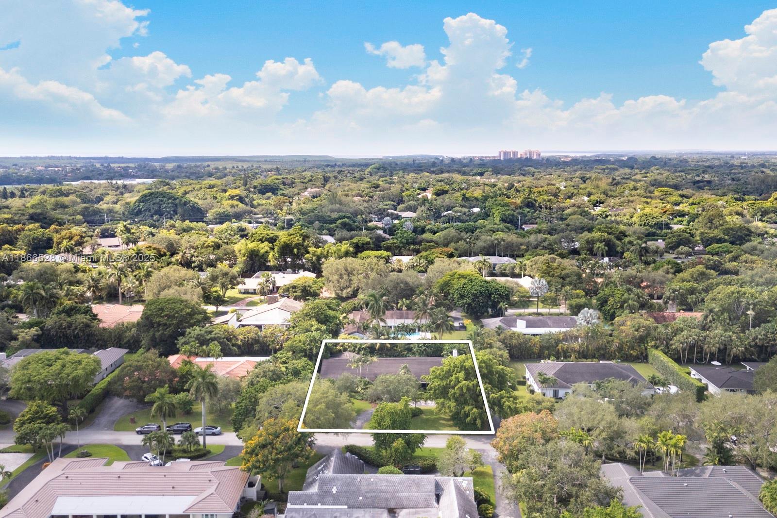 PINE BAY ESTATES SEC 1 - Residential