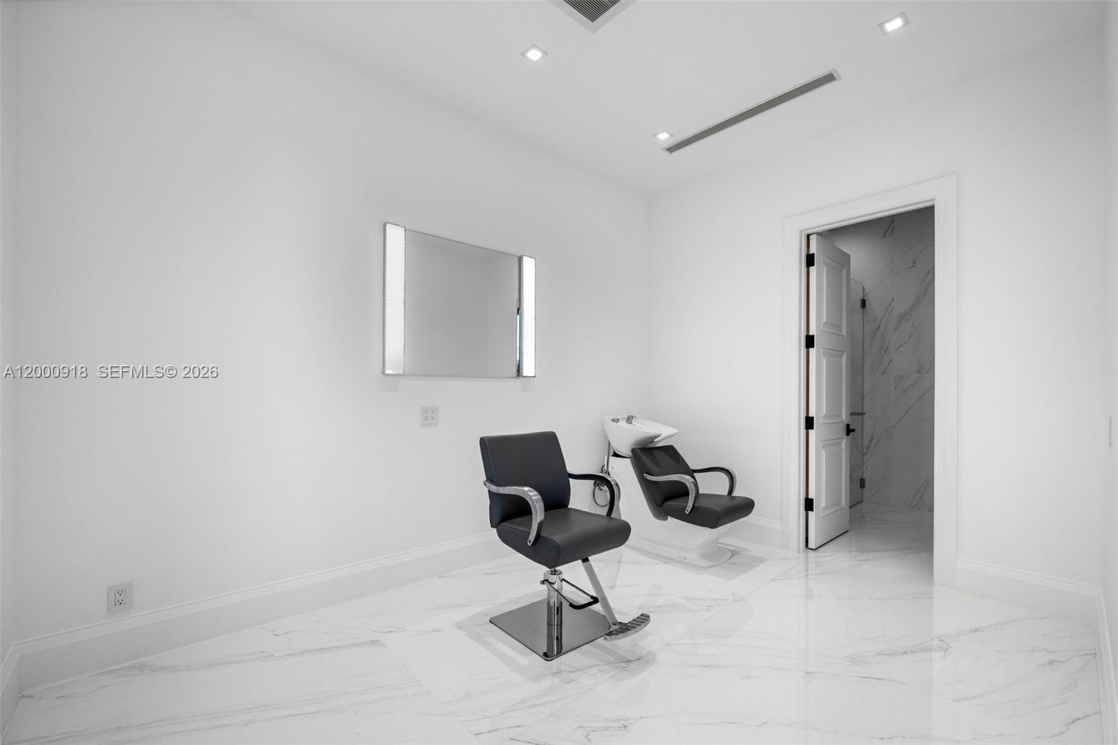 BEACH WAY HEIGHTS UNIT - Residential
