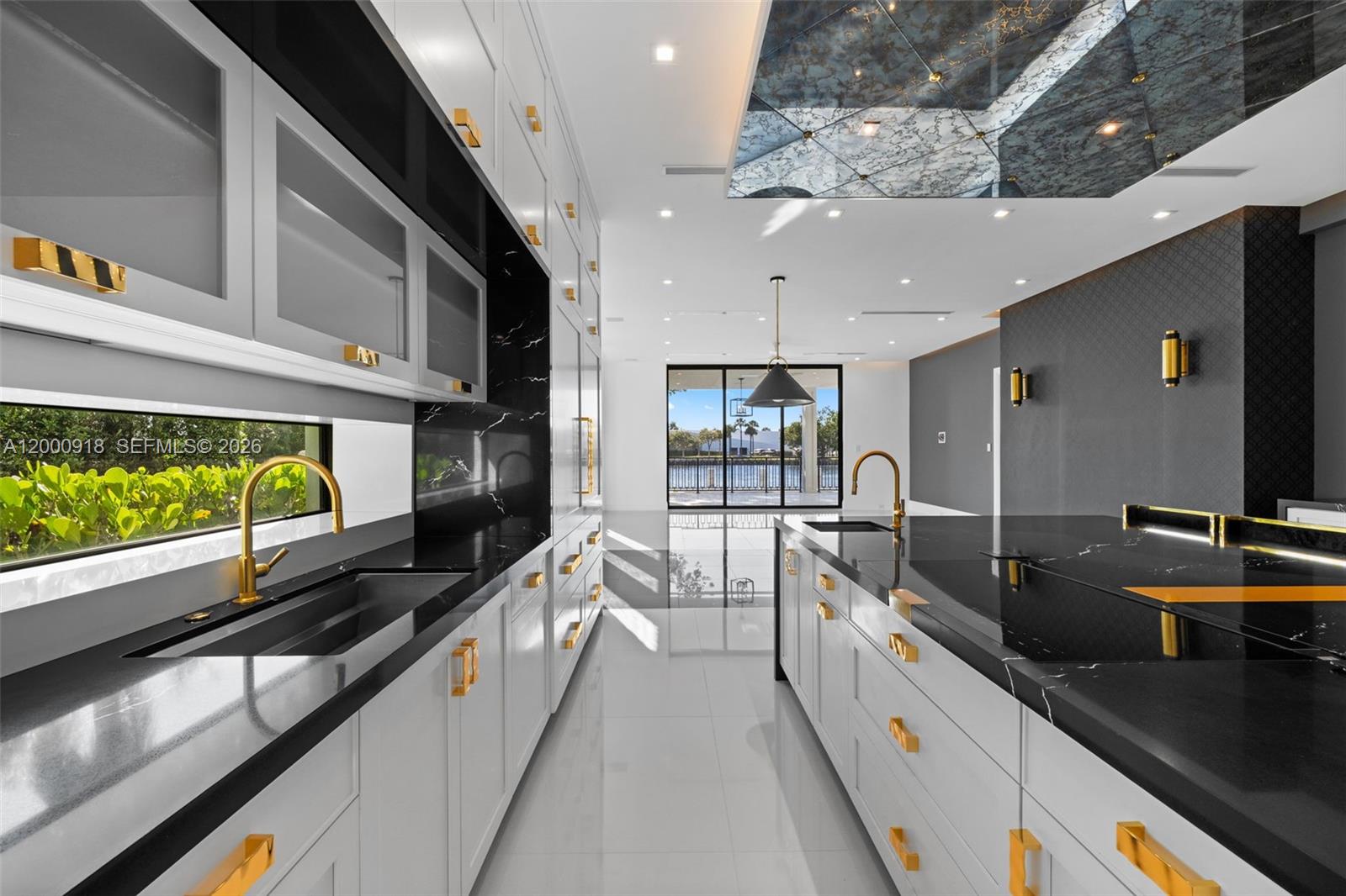 BEACH WAY HEIGHTS UNIT - Residential