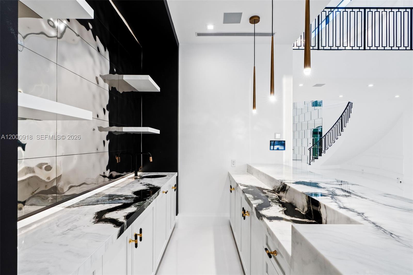 BEACH WAY HEIGHTS UNIT - Residential