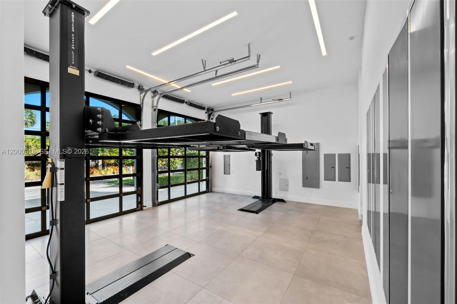 BEACH WAY HEIGHTS UNIT - Residential