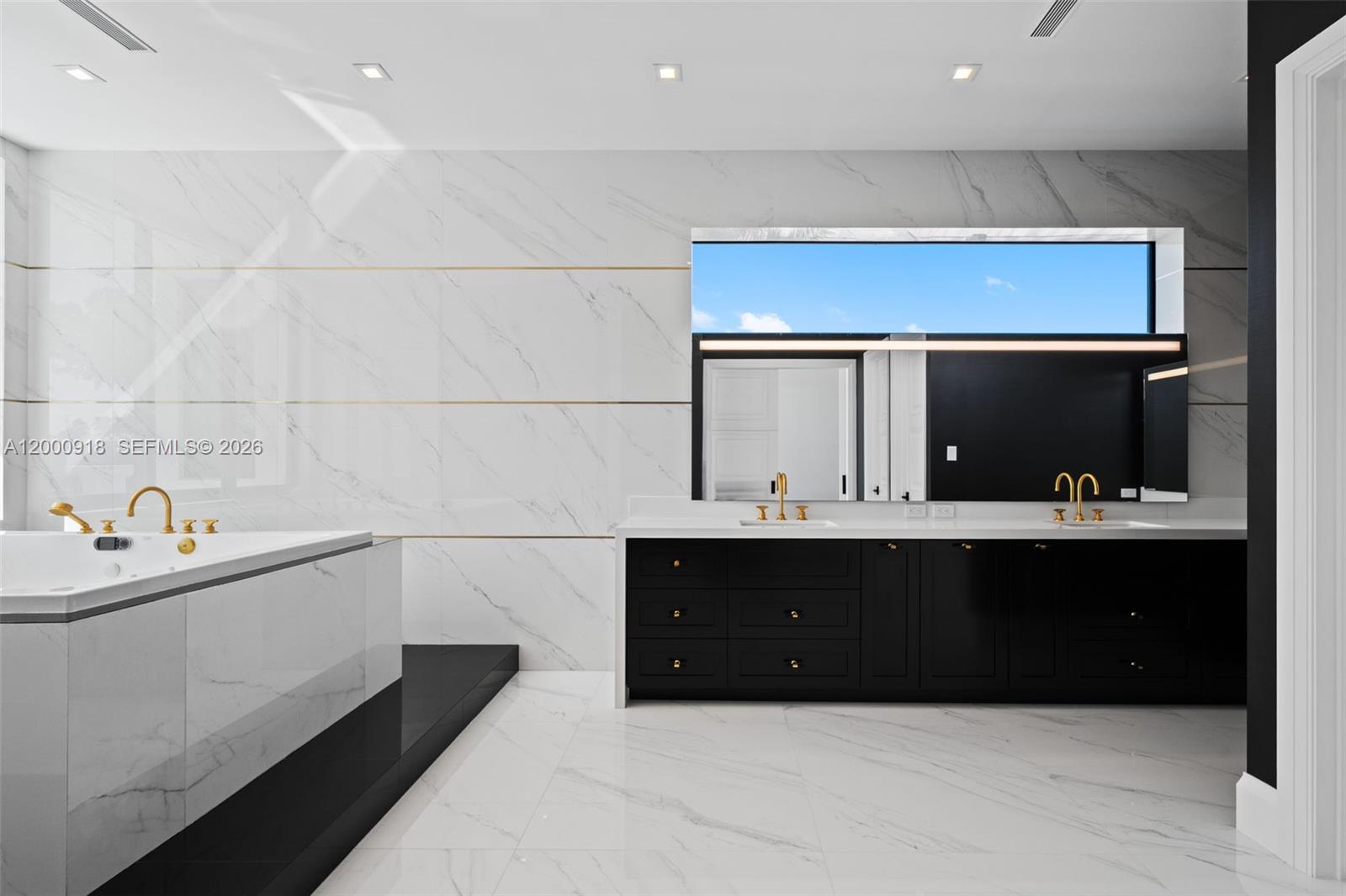 BEACH WAY HEIGHTS UNIT - Residential
