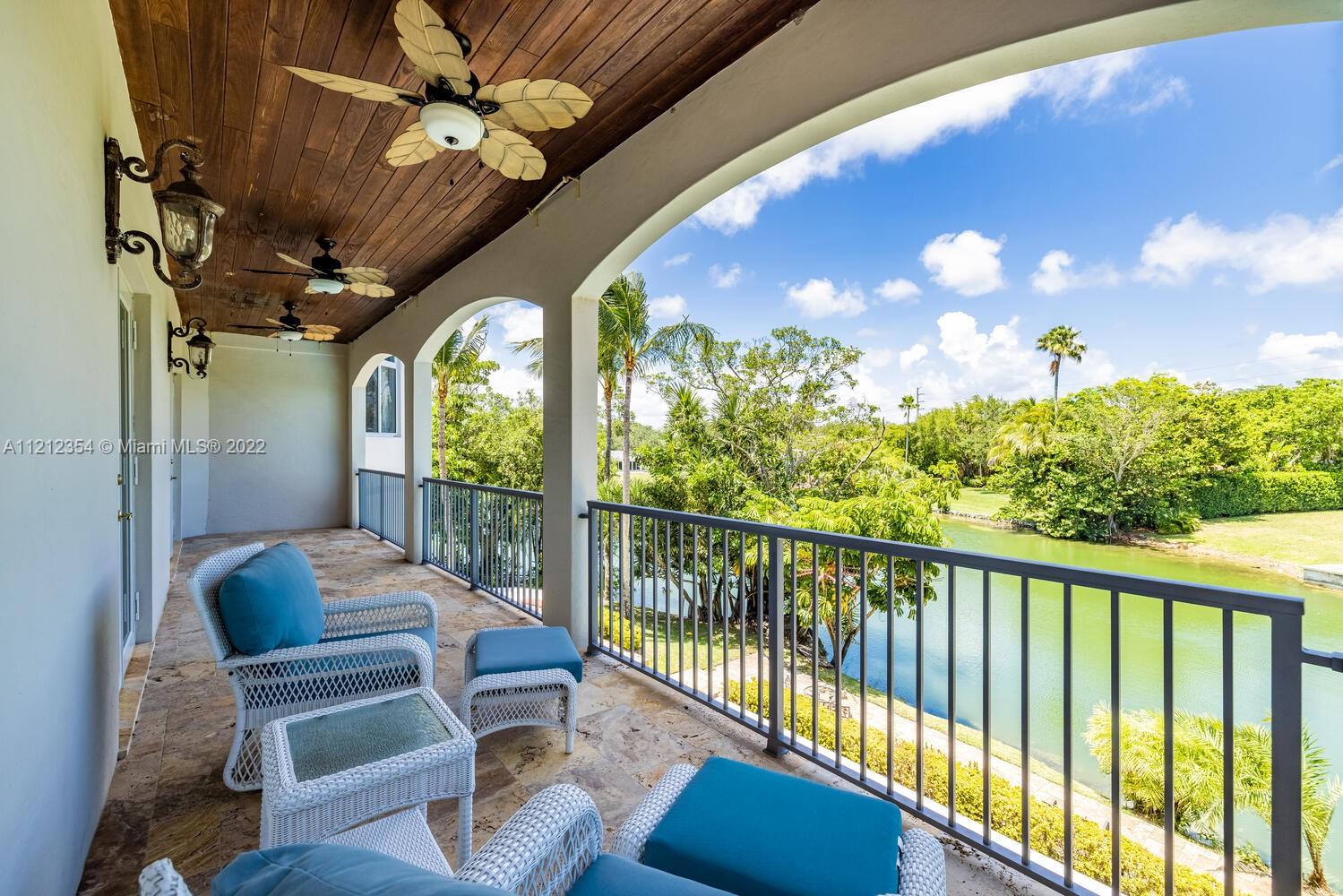 ROCK LAKE - Residential