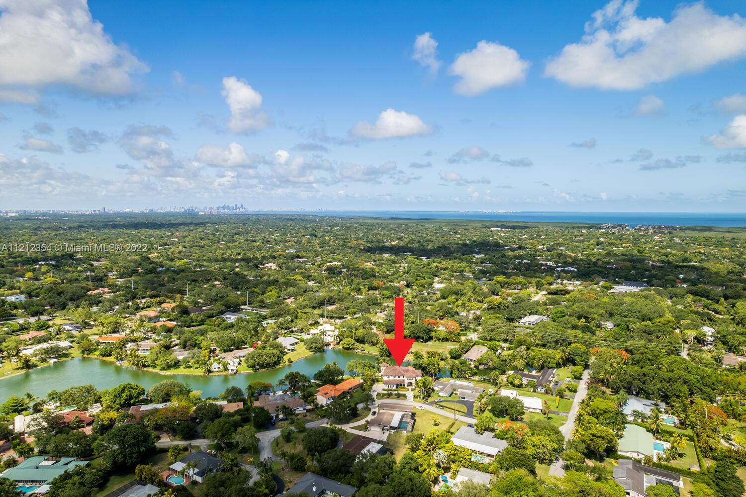 ROCK LAKE - Residential