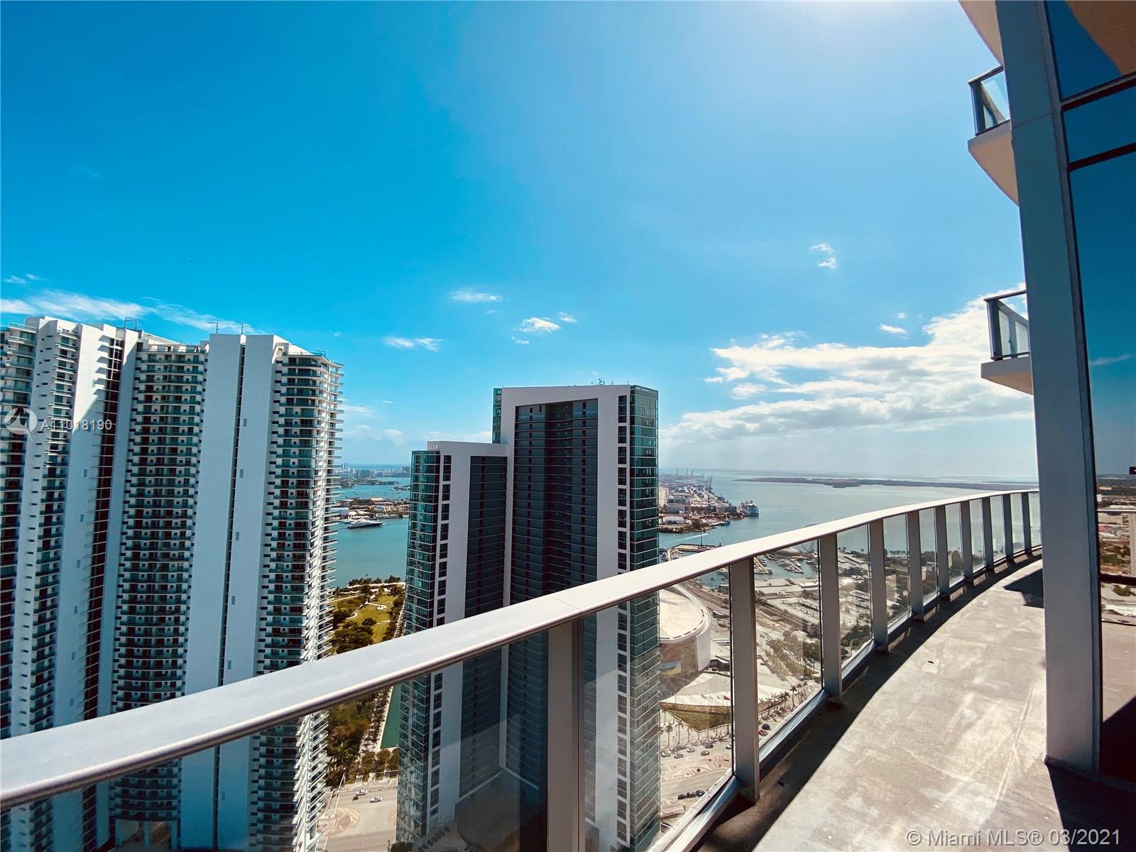 PARAMOUNT MIAMI WORLDCENT - Residential Lease