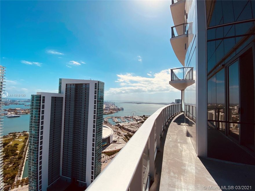 Bay facing 46th floor available for rent 2 bed+ DEN /3 Bath in the most desirable building Paramount Miami World Center- the city’s newest hotspot. Experience luxury urban living with Breathtaking views of Biscayne Bay and downtown from the 46TH Floor and enjoy amazing amenities such as Concierge Service, 24-hour valet services, Basketball, Racquetball Court, Soccer Field, Tennis, Golf Simulator, Dog Park, Infinity pools, Business Center, Game Room, Boxing Studio, Yoga Studio, Observatory, Fitness Center, Sky deck, Restaurants and Food Markets. Live in the heart of Miami, steps away from the arts and entertainment district, Bayside, American Airlines Arena, Adrienne Arsh Center, Perez Art Museum; minutes from I-95 and Miami International​​‌​​​​‌​‌​​​‌‌​​​‌‌‌​​‌​​‌‌​​​​ Airport.