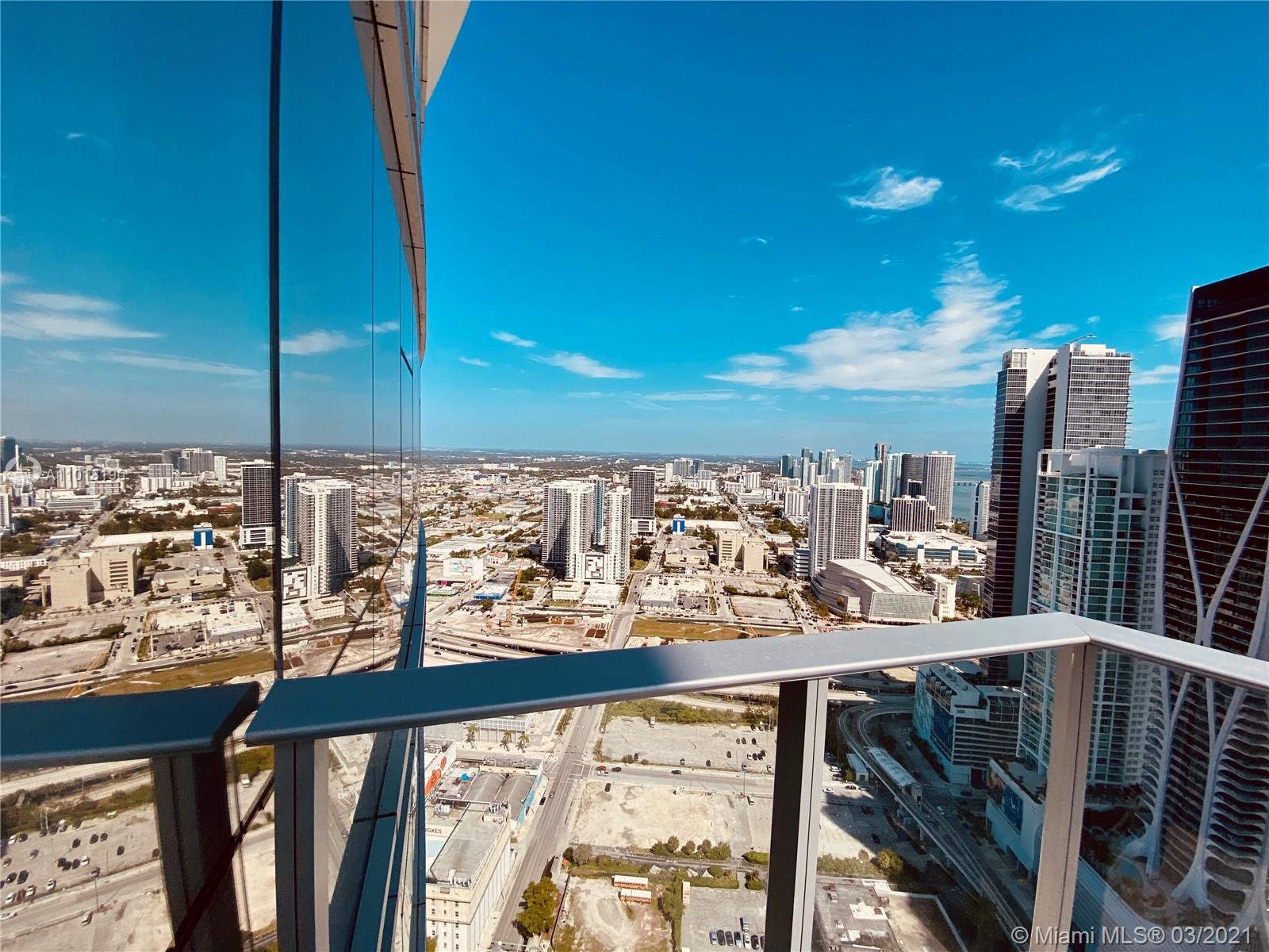 PARAMOUNT MIAMI WORLDCENT - Residential Lease