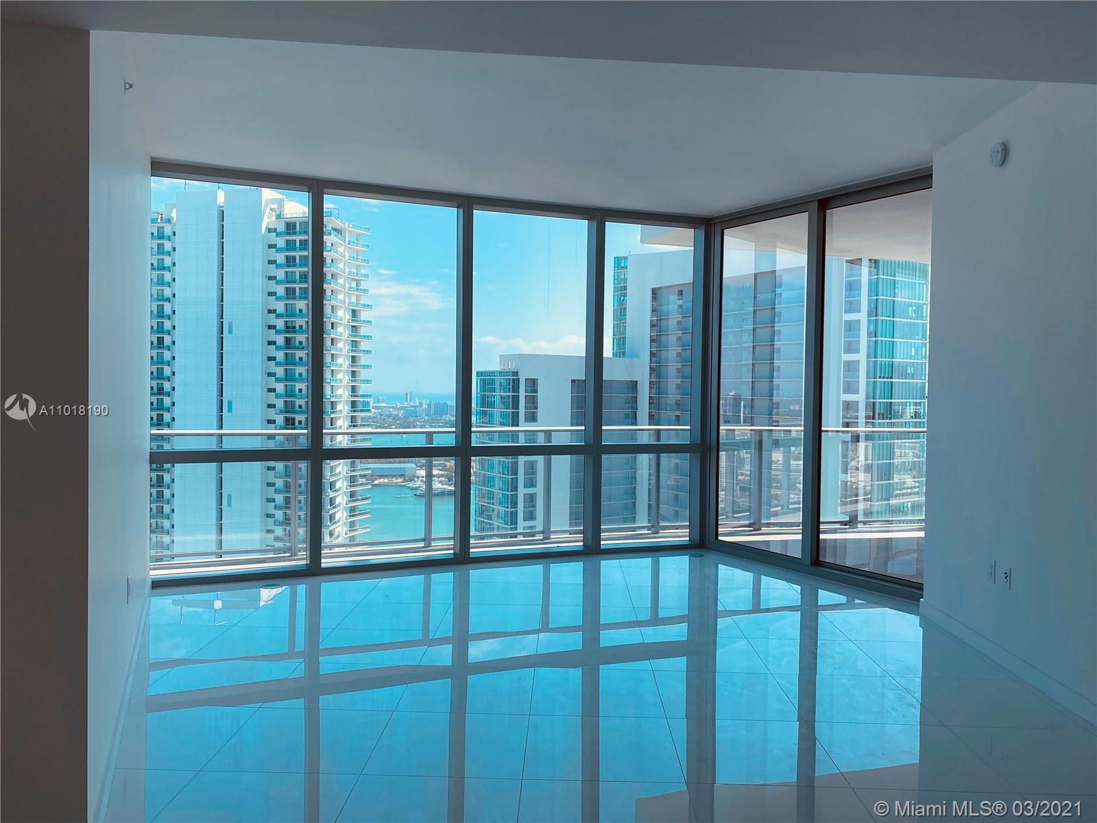 PARAMOUNT MIAMI WORLDCENT - Residential Lease