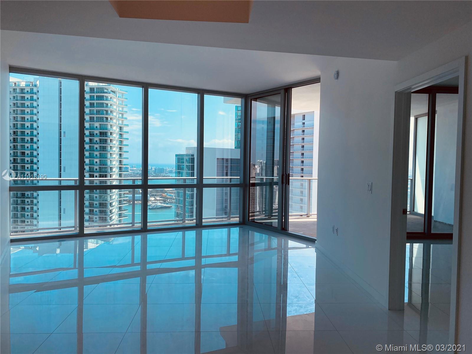 PARAMOUNT MIAMI WORLDCENT - Residential Lease