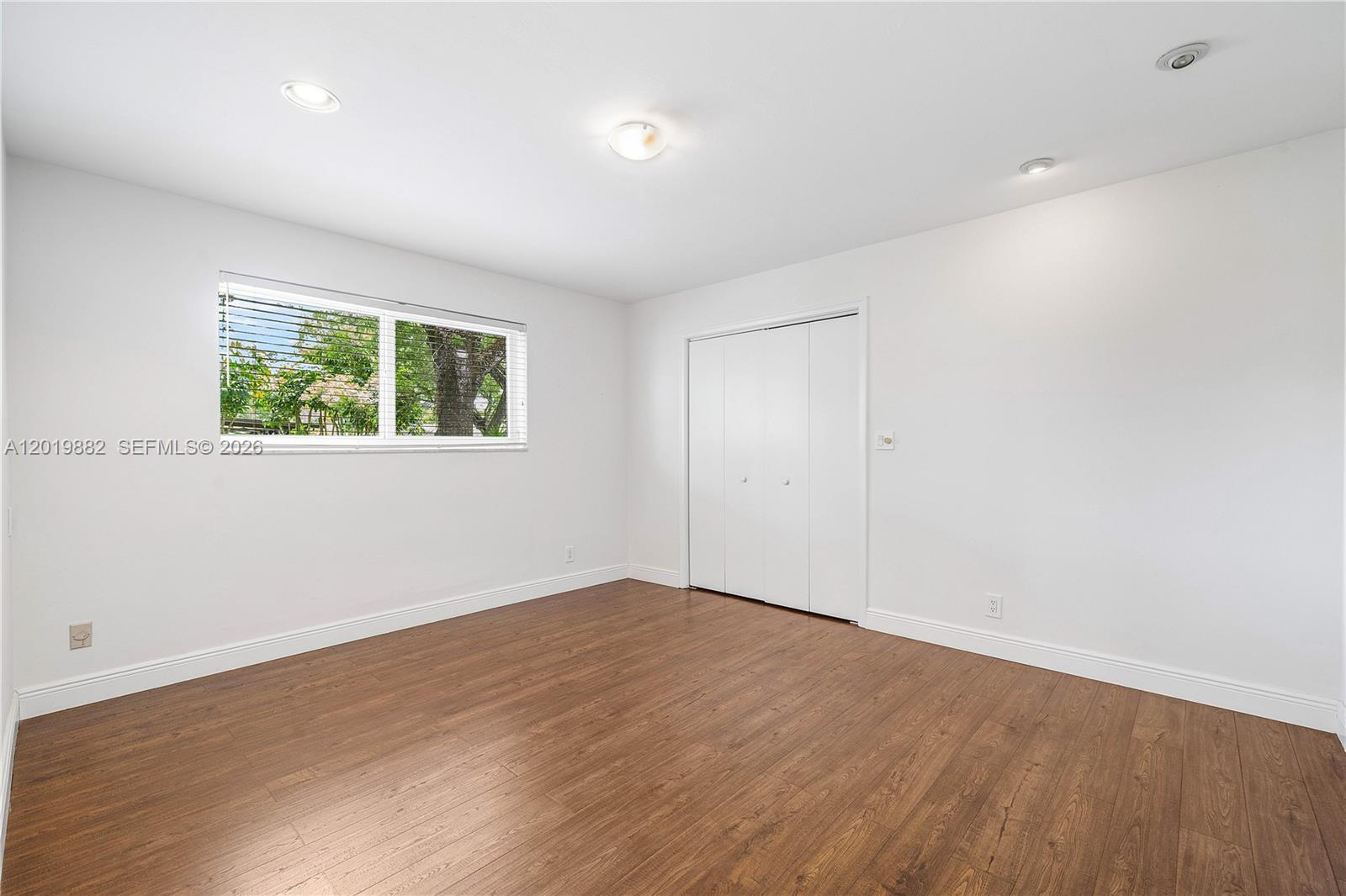 HOLLYWOOD HILLS NORTH SEC - Residential