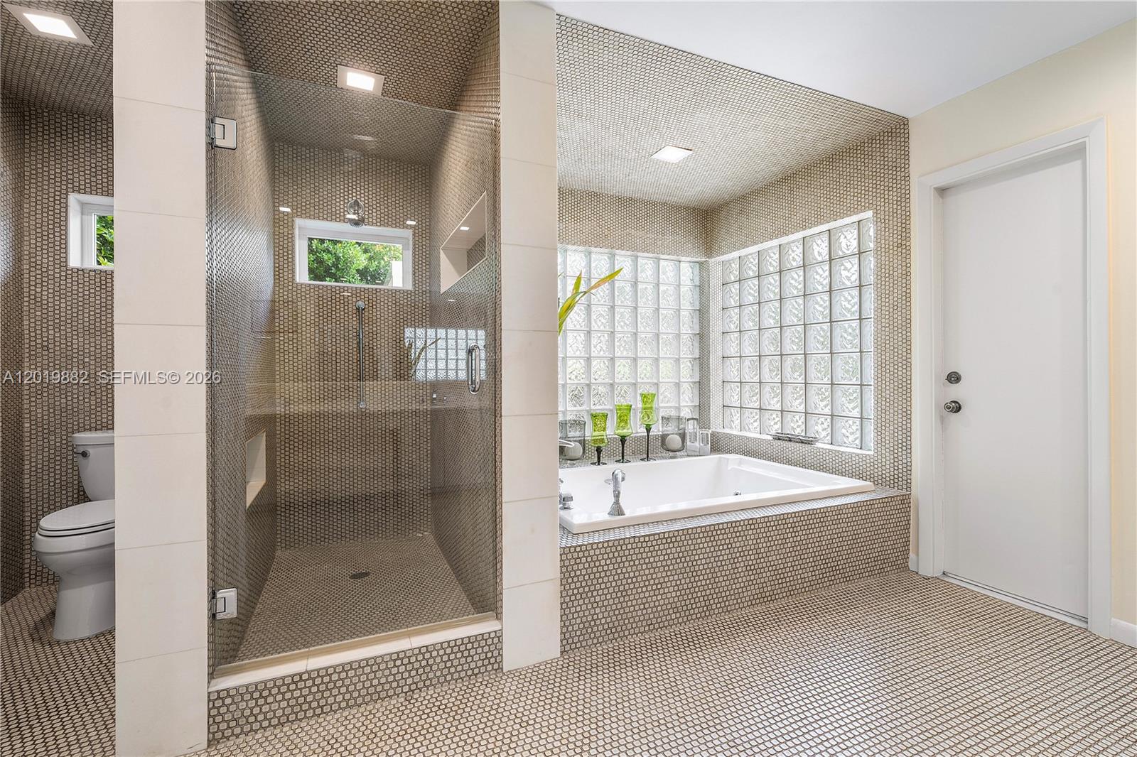 HOLLYWOOD HILLS NORTH SEC - Residential