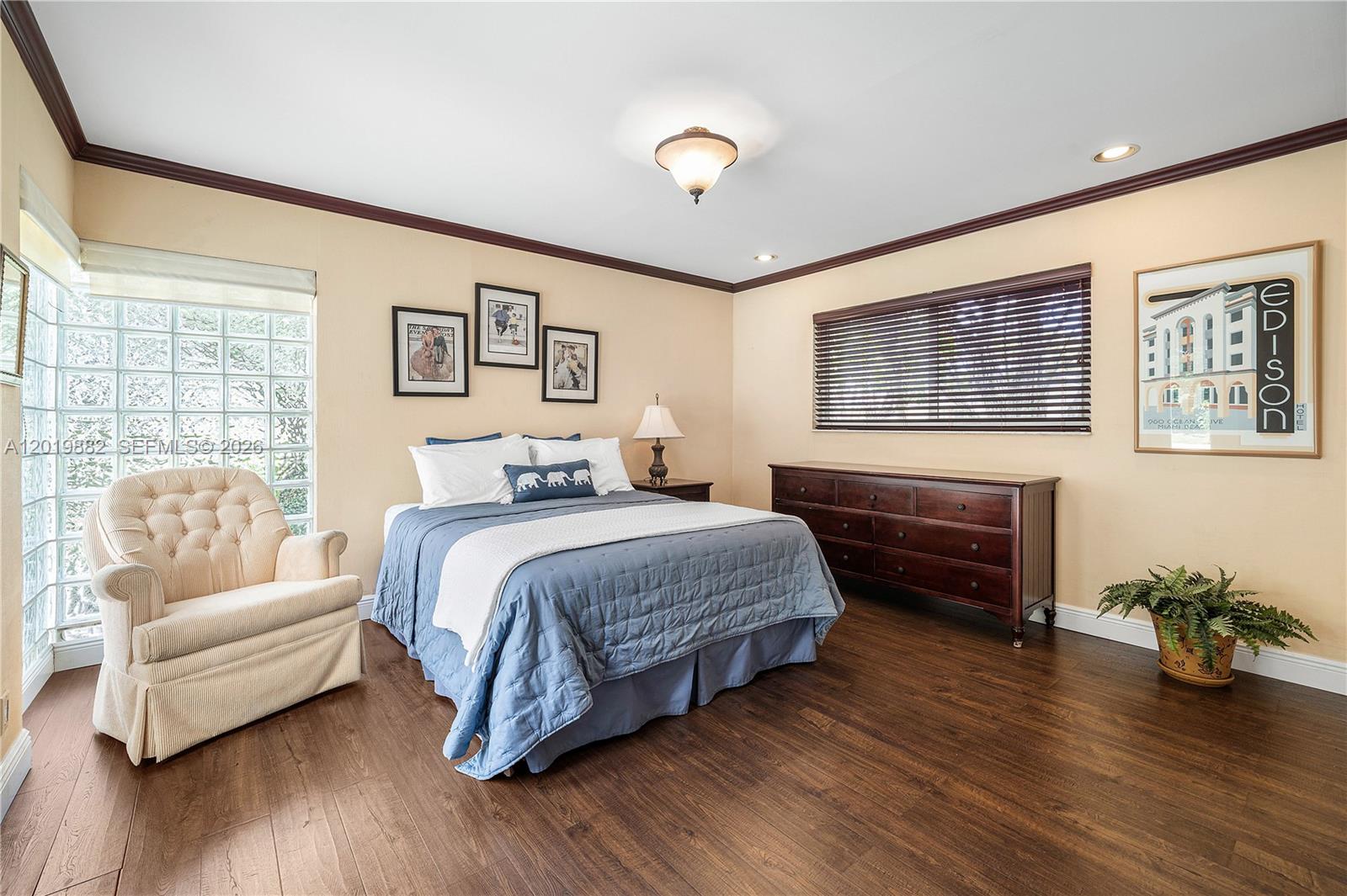 HOLLYWOOD HILLS NORTH SEC - Residential