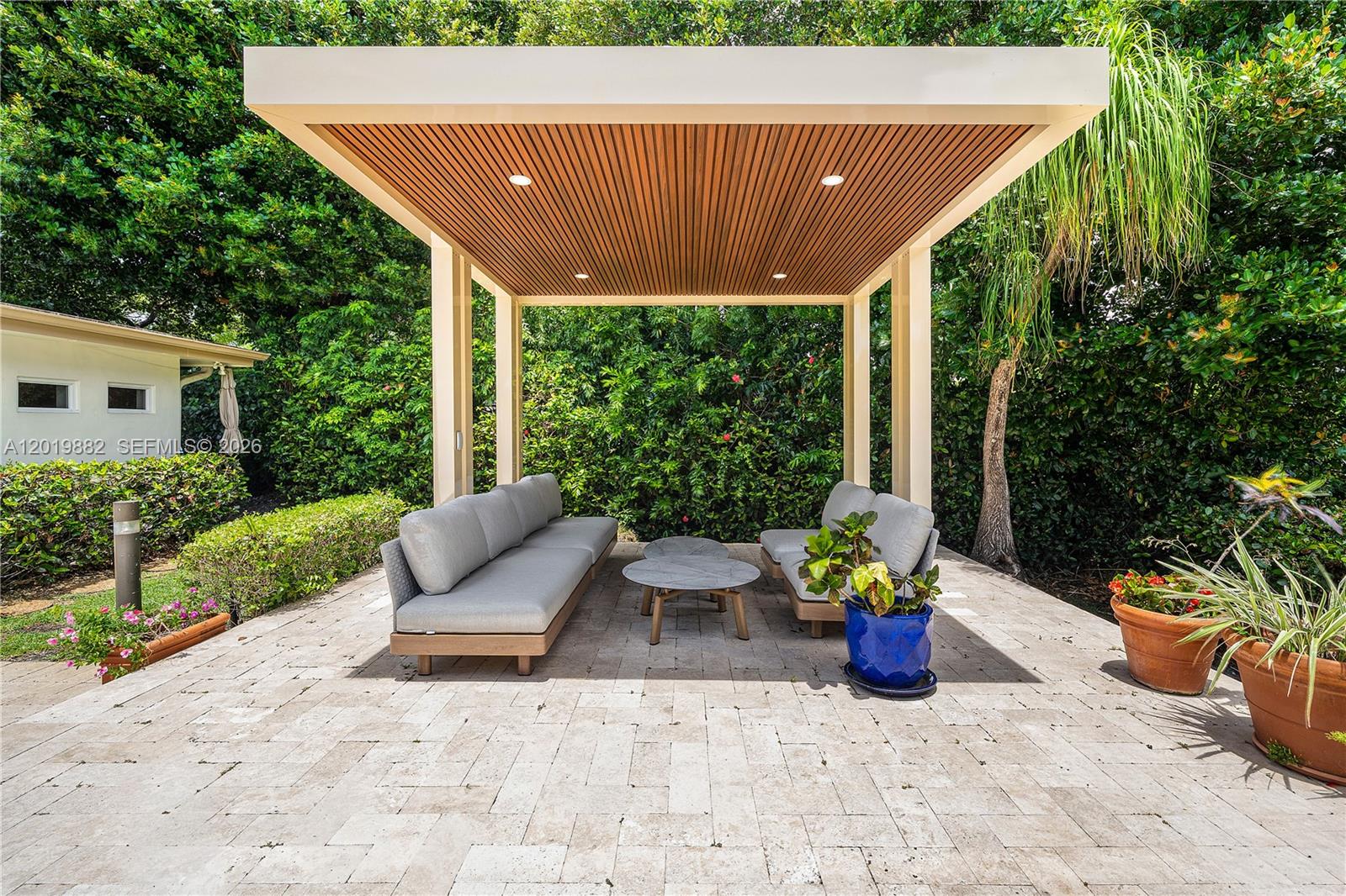 HOLLYWOOD HILLS NORTH SEC - Residential