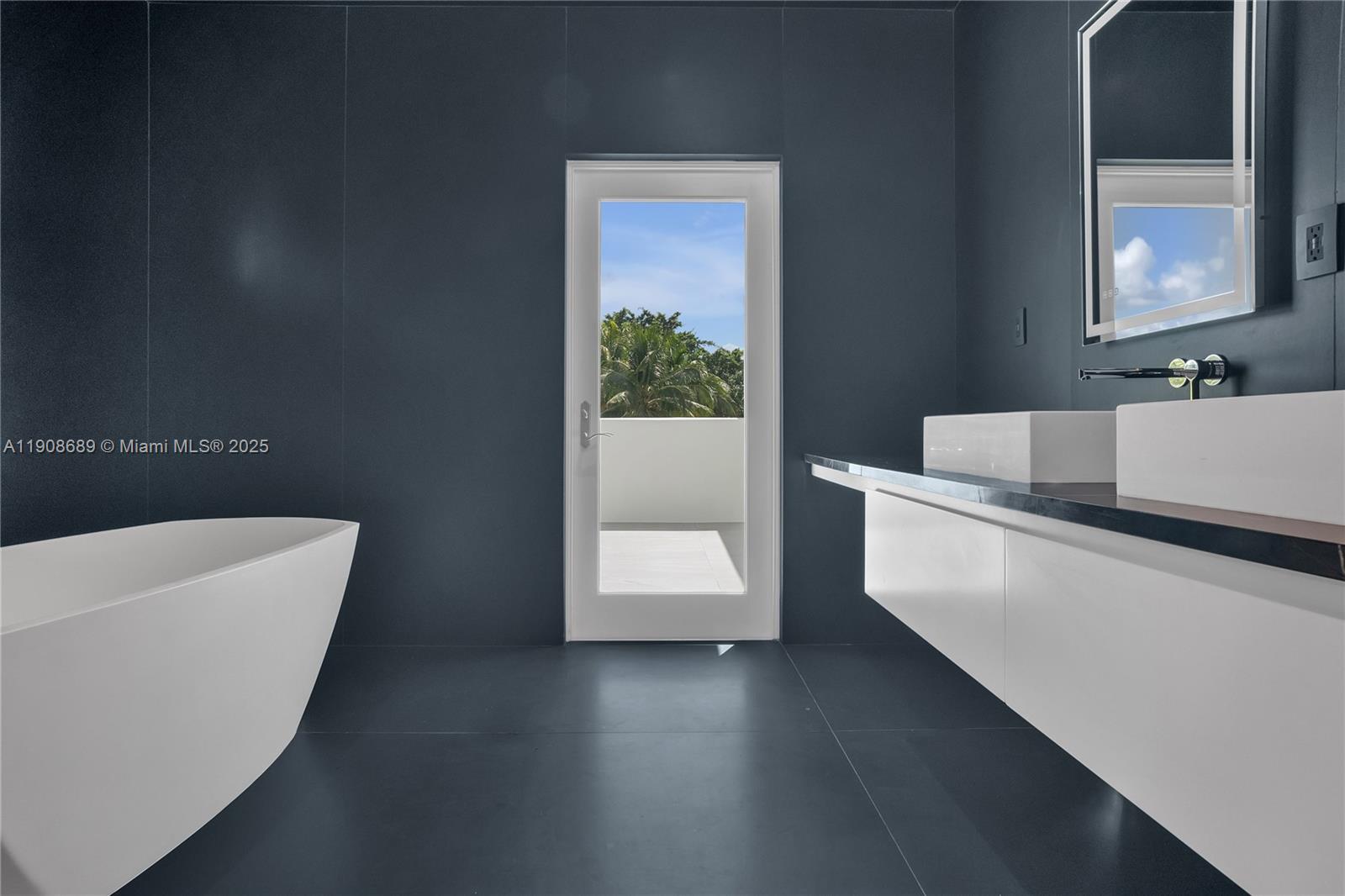 OCEANSIDE SEC ISLE OF NOR - Residential Lease