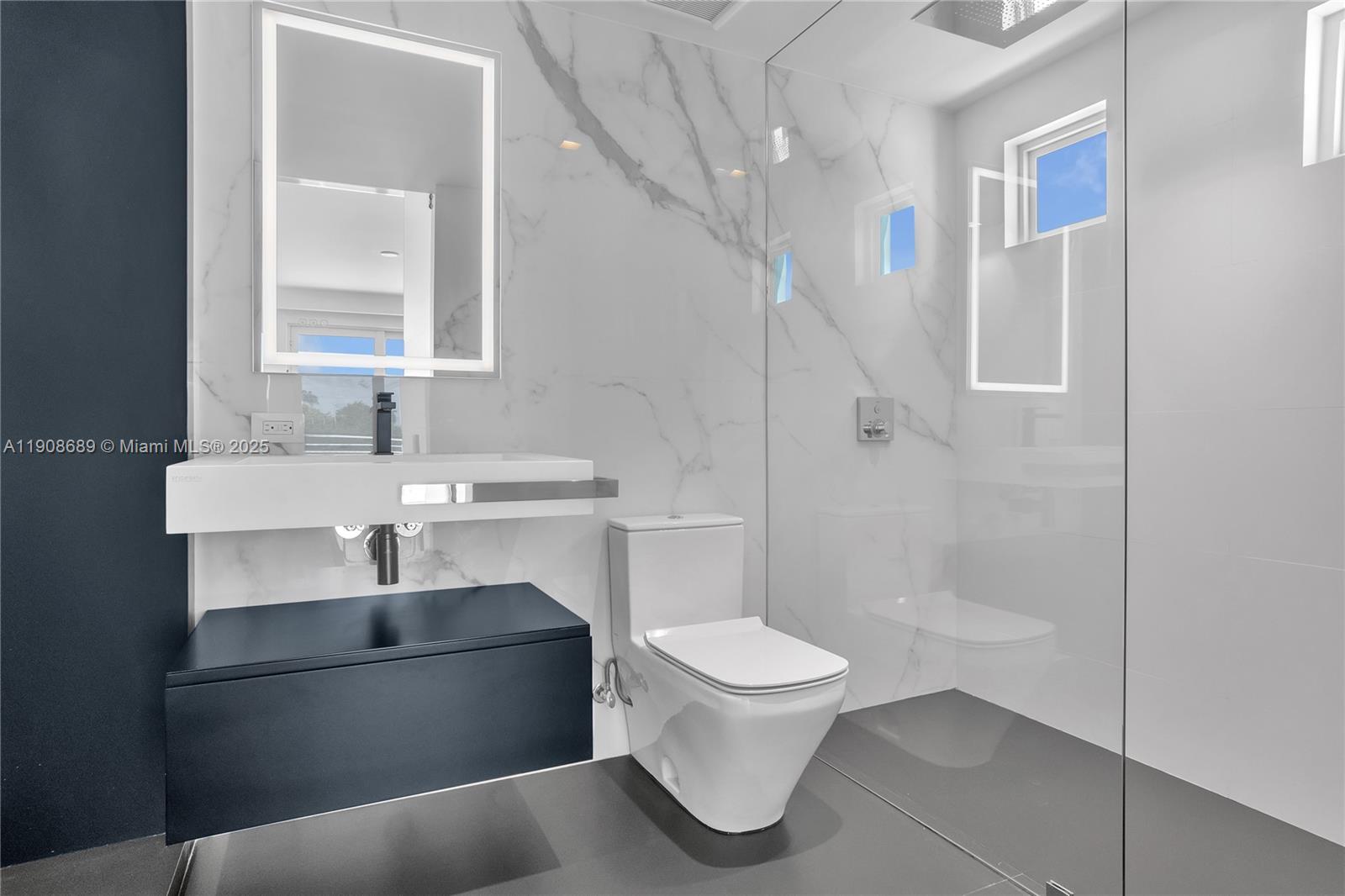 OCEANSIDE SEC ISLE OF NOR - Residential Lease