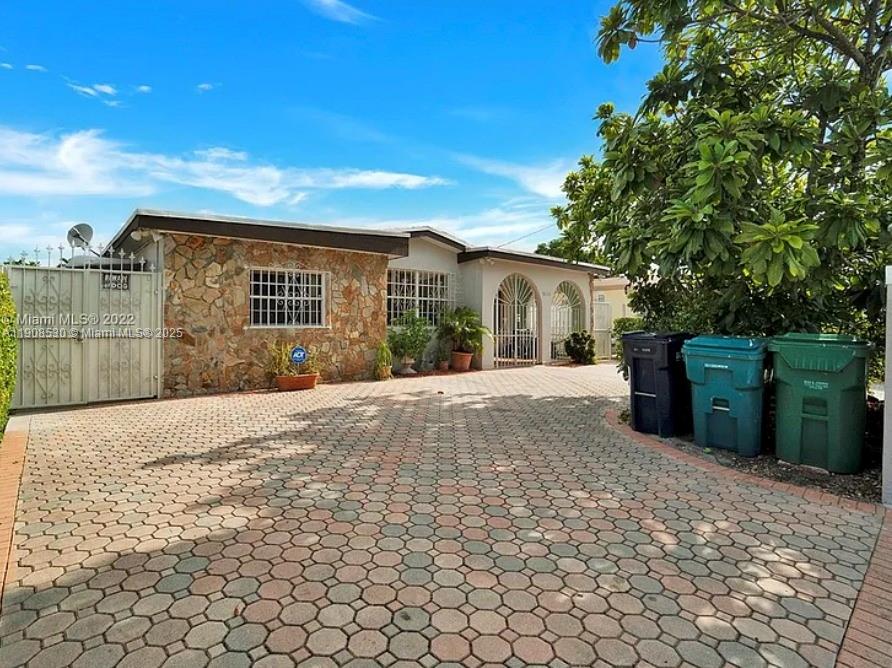 OLYMPIA HEIGHTS - Residential Lease