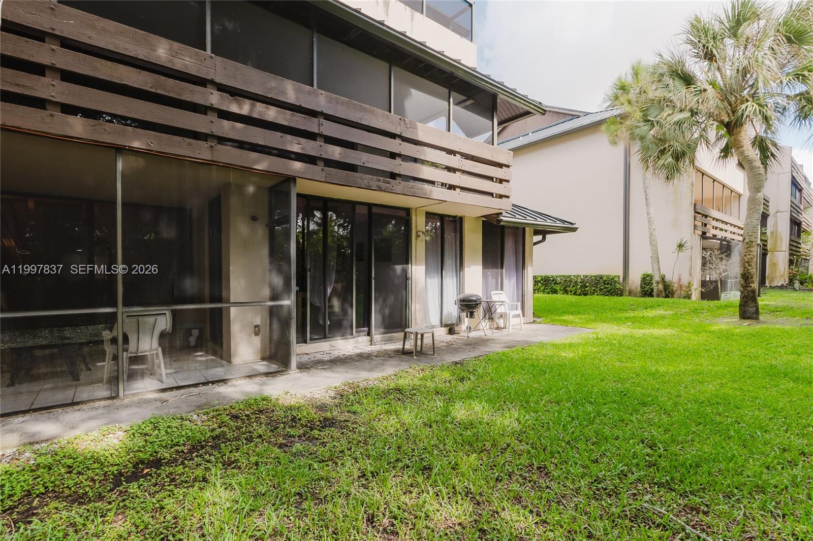 FOUNTAINS OF JACARANDA CO - Residential