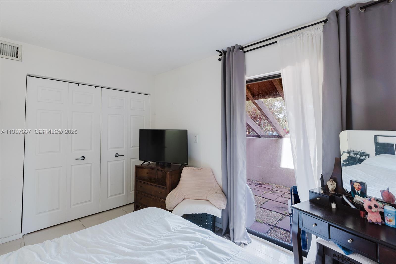 FOUNTAINS OF JACARANDA CO - Residential