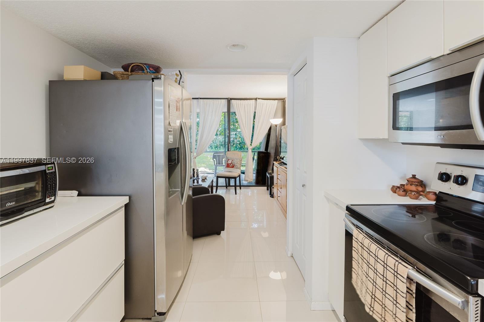 FOUNTAINS OF JACARANDA CO - Residential