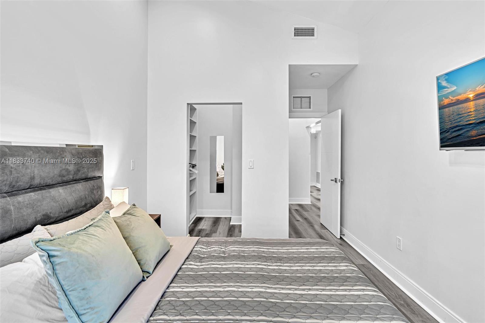 SNUG HARBOR - Residential Lease