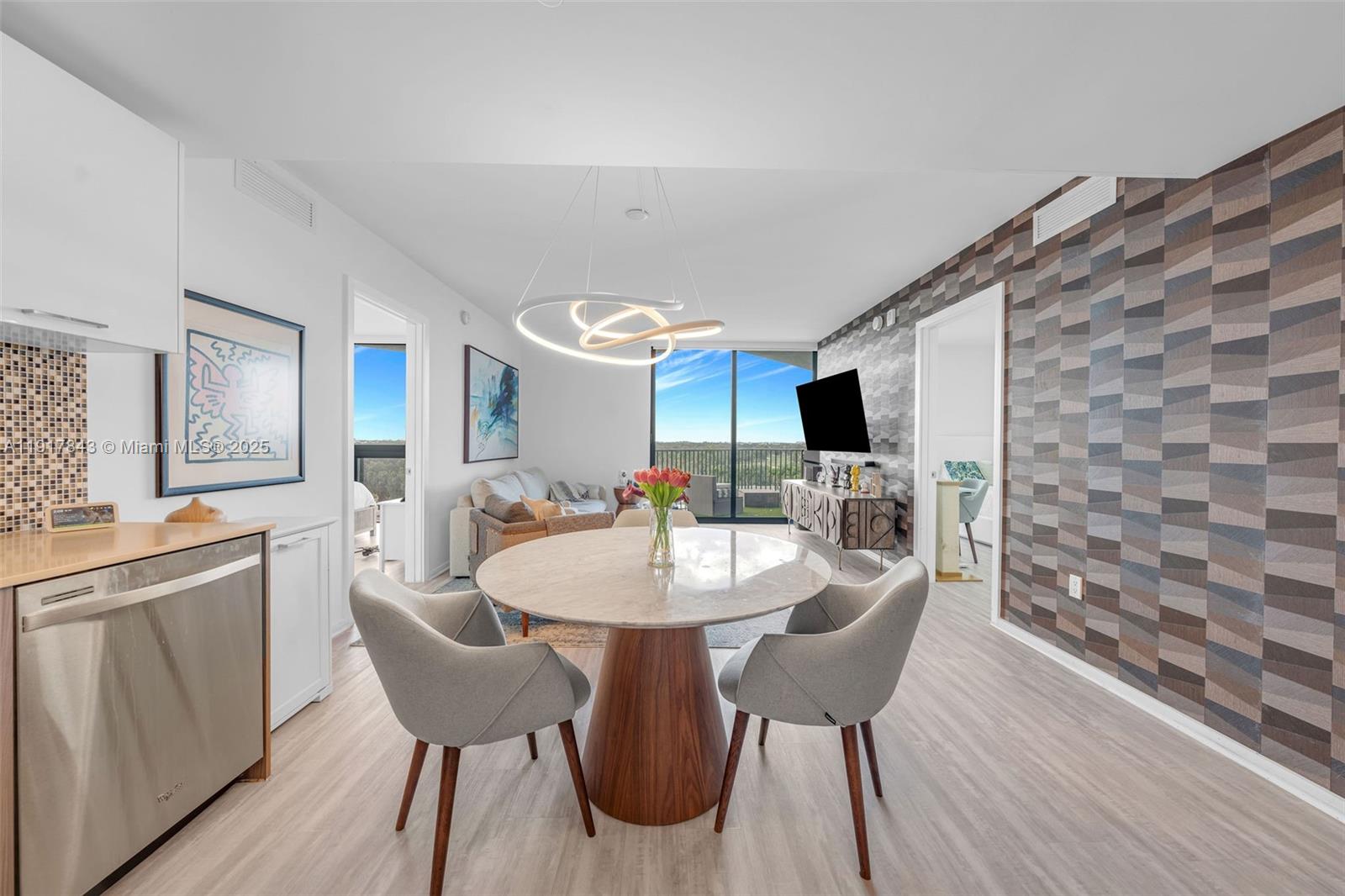 5252 NW 85th Ave 504