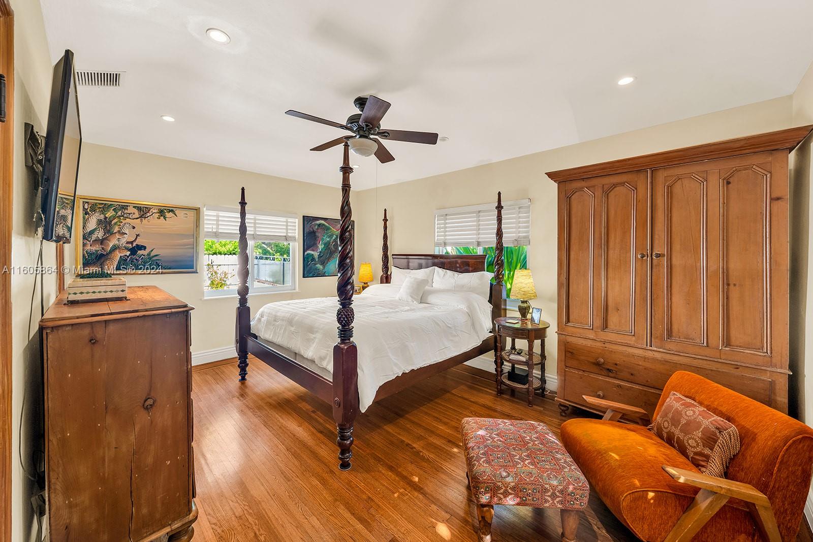 MID GOLF SUB 1ST ADDN - Residential