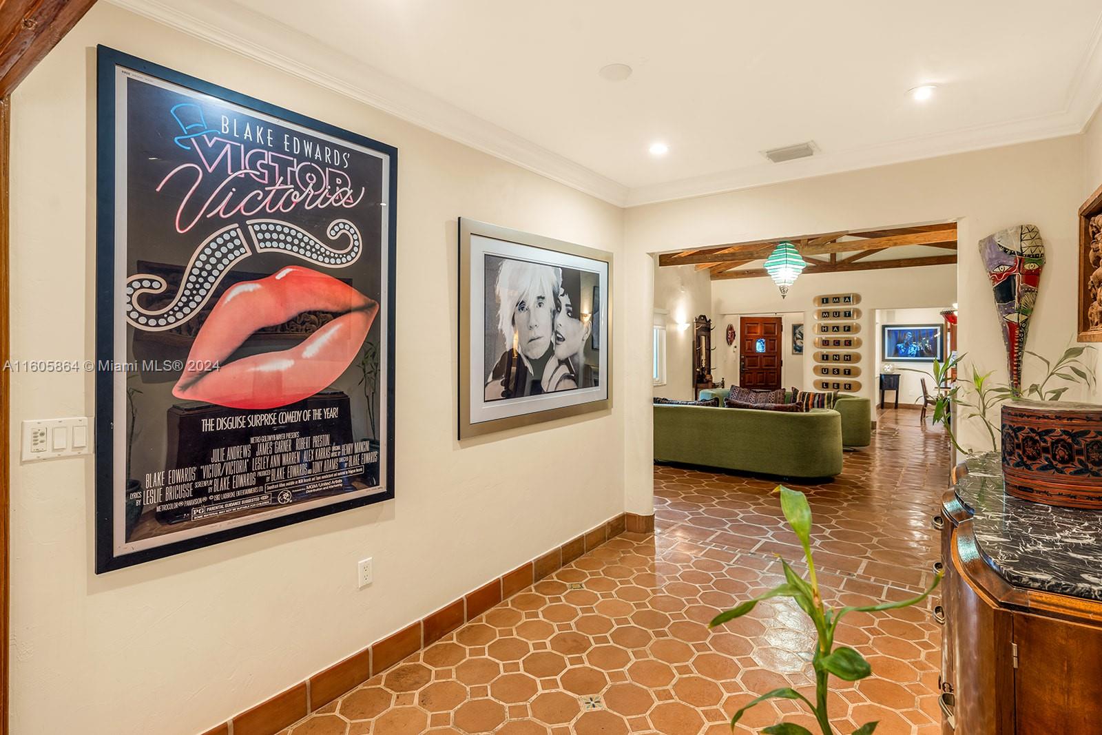 MID GOLF SUB 1ST ADDN - Residential