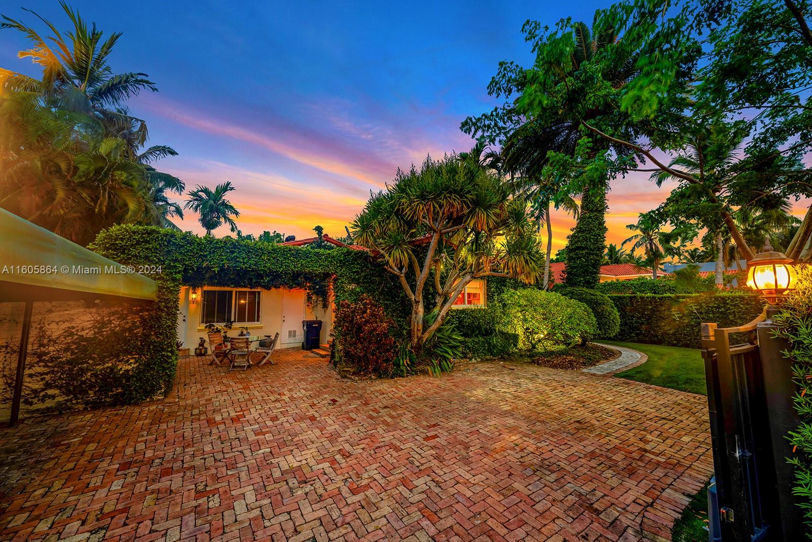 MID GOLF SUB 1ST ADDN - Residential