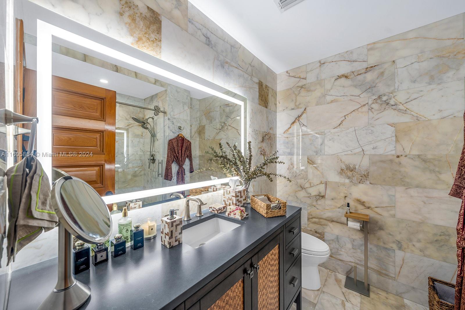 MID GOLF SUB 1ST ADDN - Residential