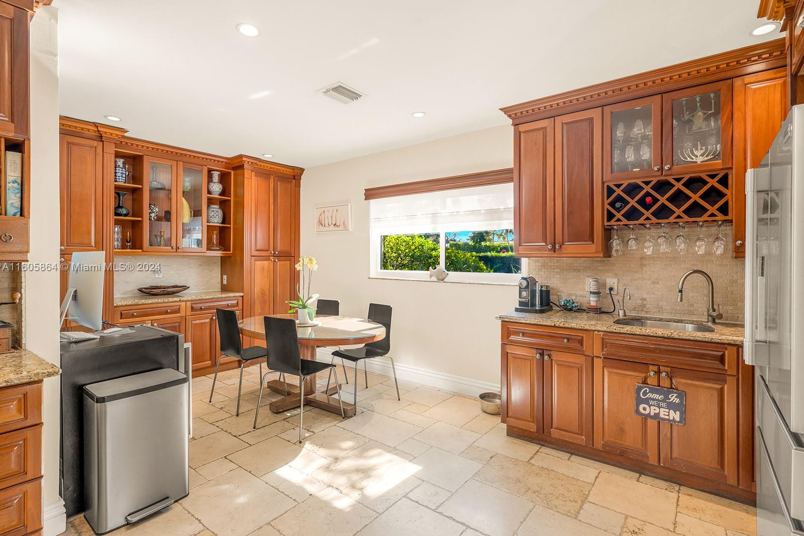 MID GOLF SUB 1ST ADDN - Residential