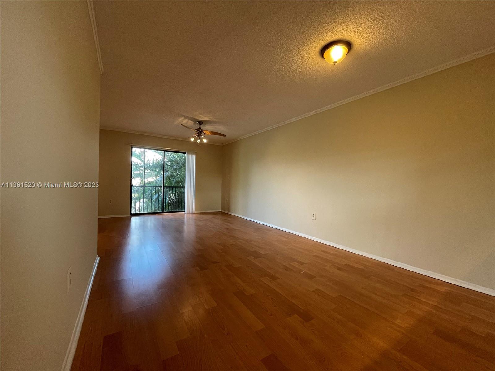Photo 3 of 15 of 163 NW 93rd Ave 203 condo