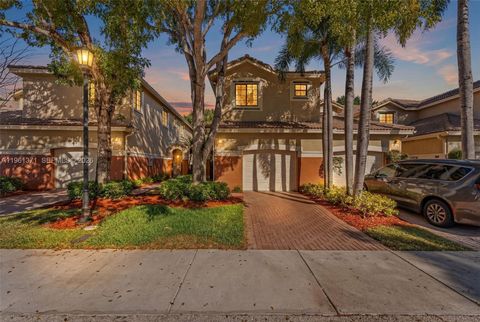 3815 Tree Top Dr Weston FL 33332