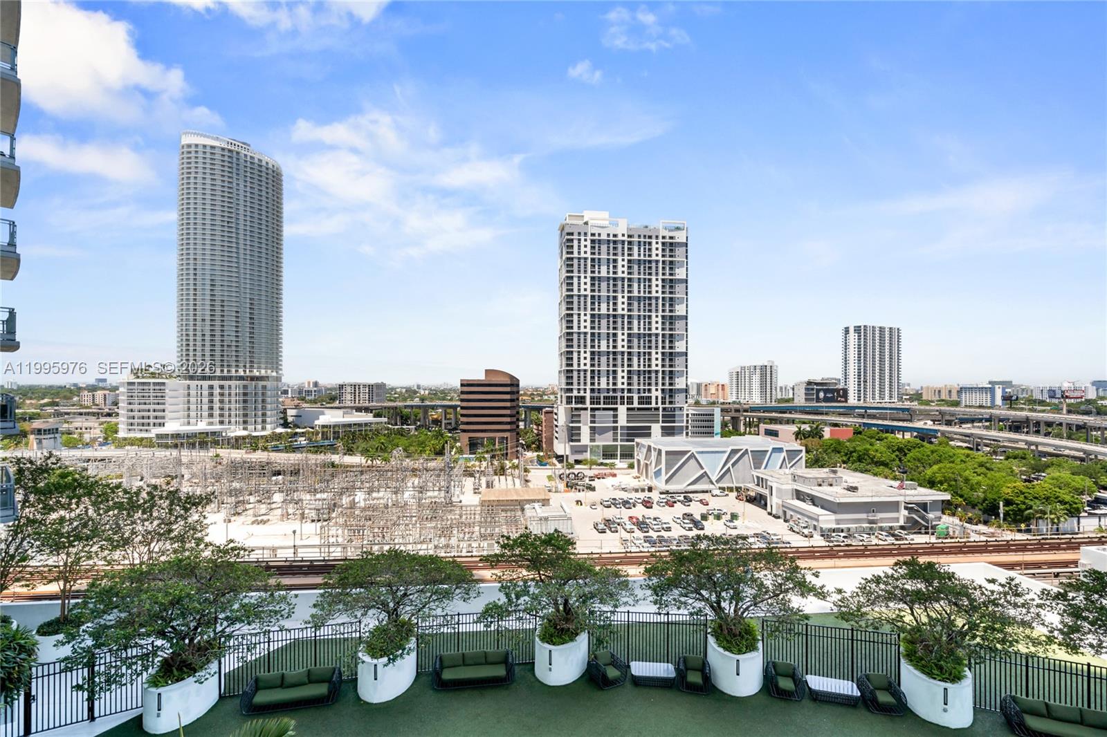 IVY CONDO - Residential Lease