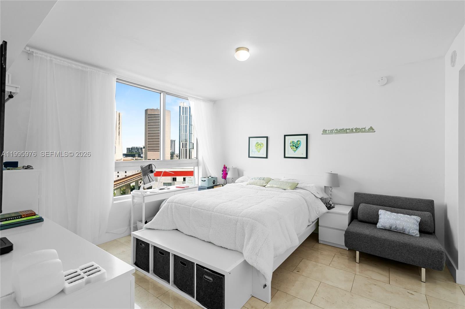 IVY CONDO - Residential Lease