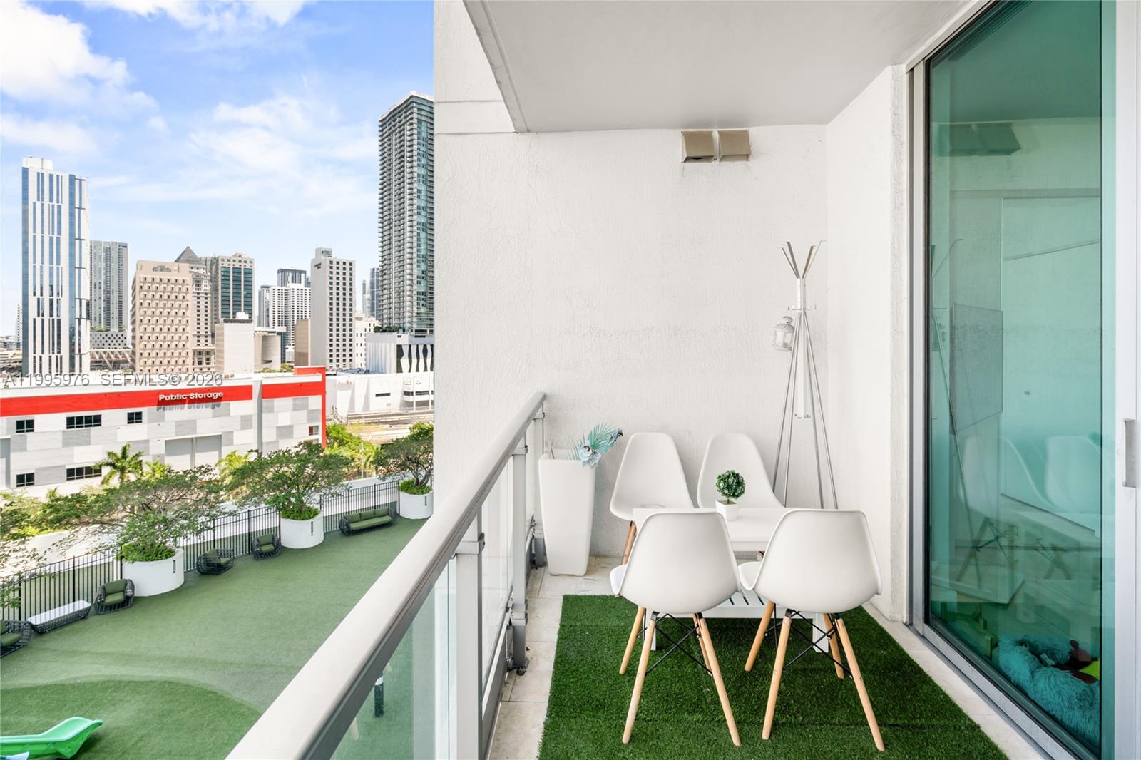 IVY CONDO - Residential Lease