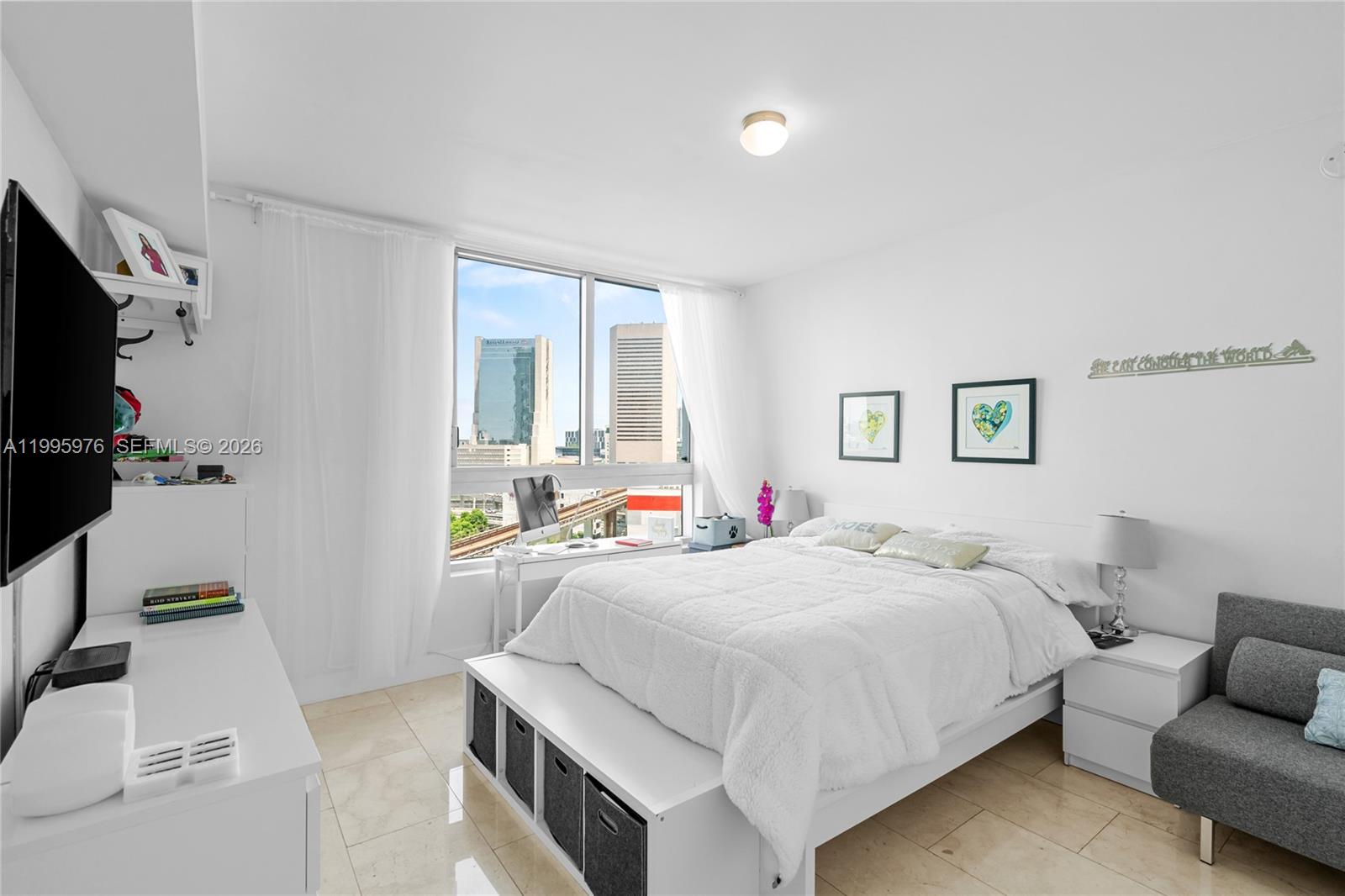 IVY CONDO - Residential Lease