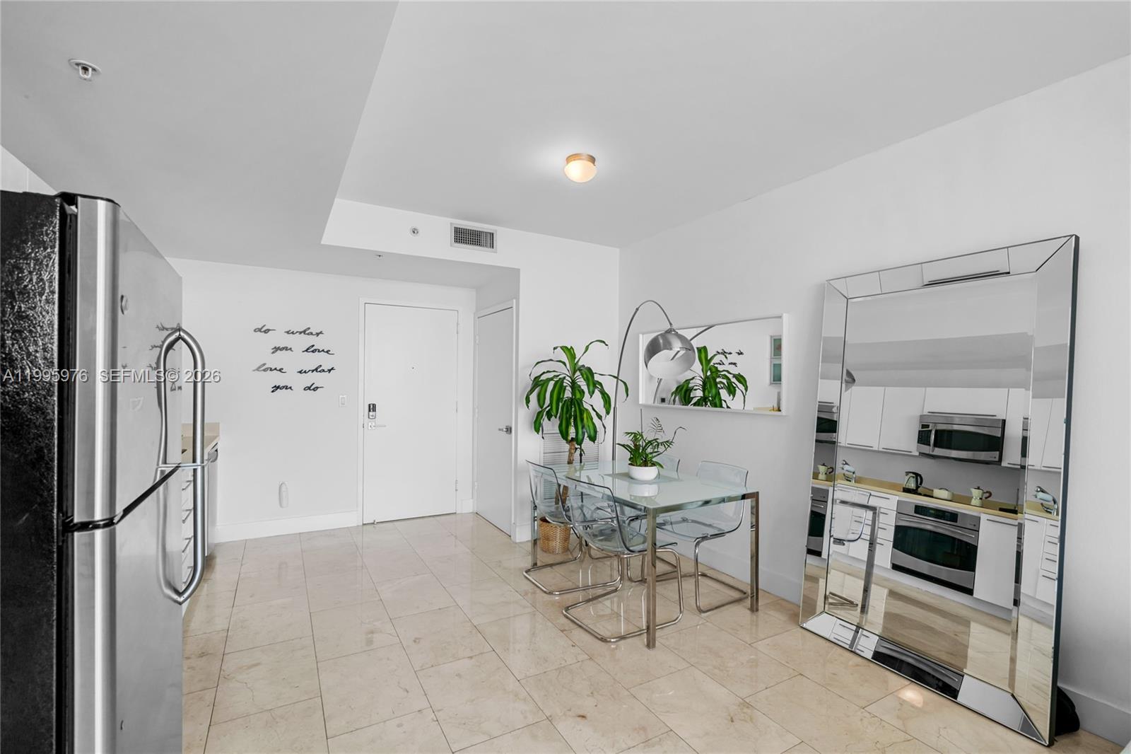 IVY CONDO - Residential Lease