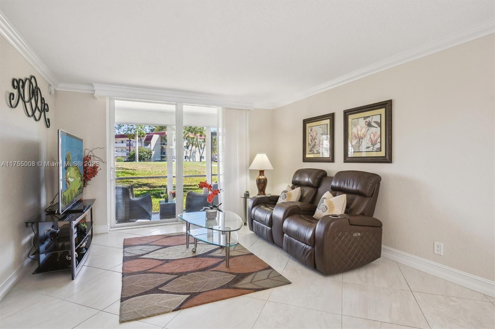 HOLLYBROOK GOLF AND TENNIS - Residential