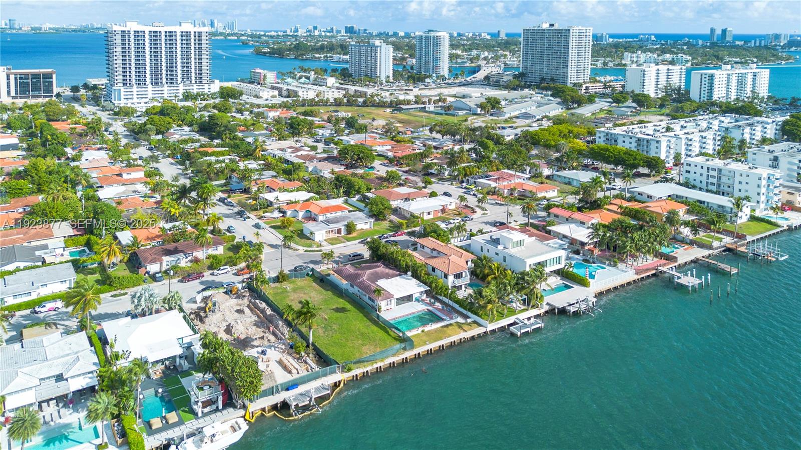 TREASURE ISLAND - Land