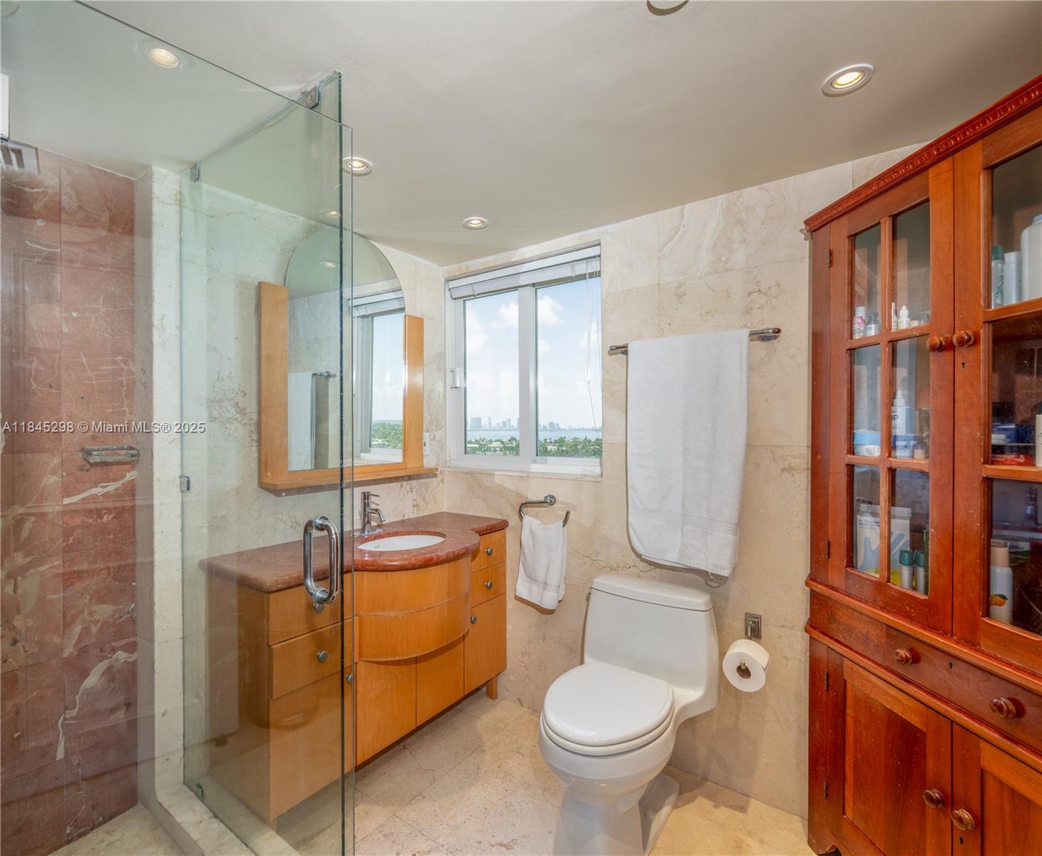 THE GRANDVIEW CONDO - Residential